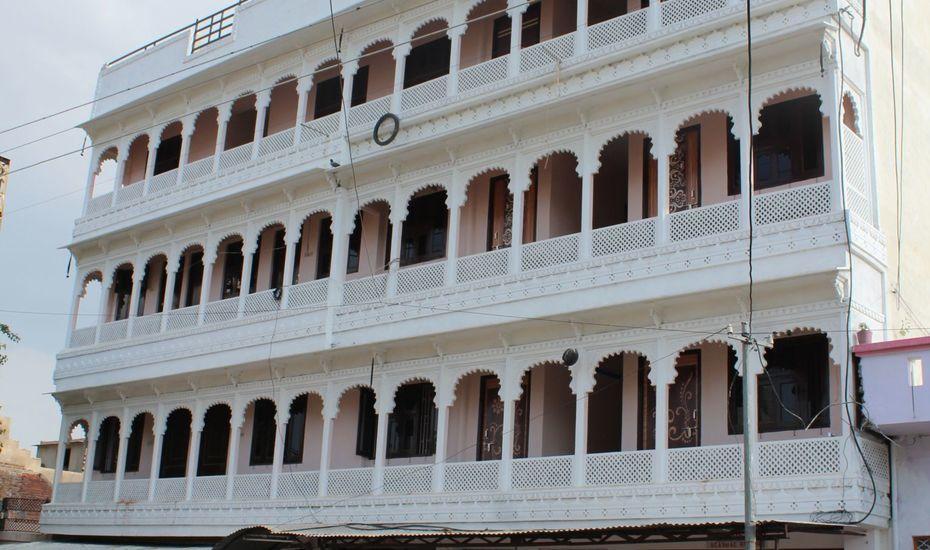 Choudhary Guest House Udaipur Bagian luar foto